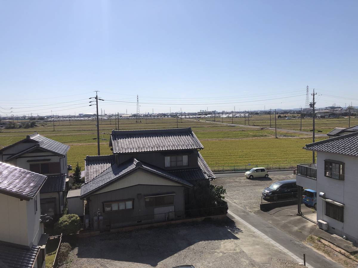 Tầm nhìn từ Village House Atago ở Tsushima-shi