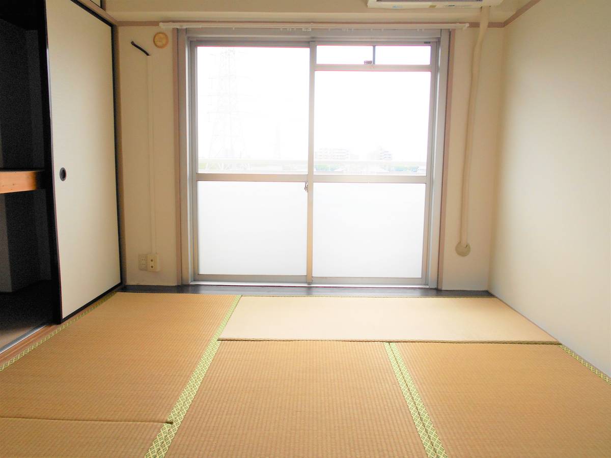 Bedroom in Village House Iwakura 1 in Iwakura-shi
