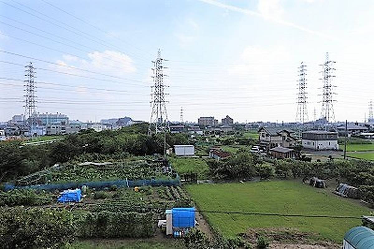 View from Village House Iwakura 1 in Iwakura-shi