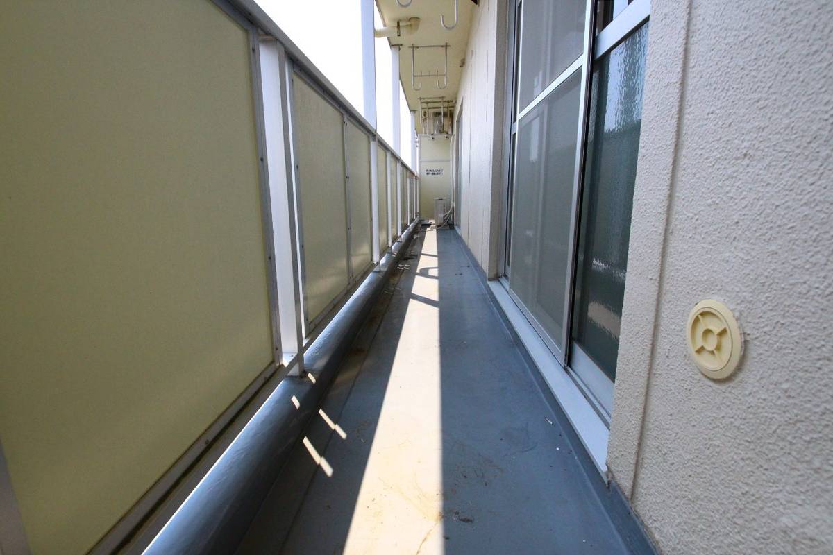 Ban công của Village House Tsuda ở Toyohashi-shi