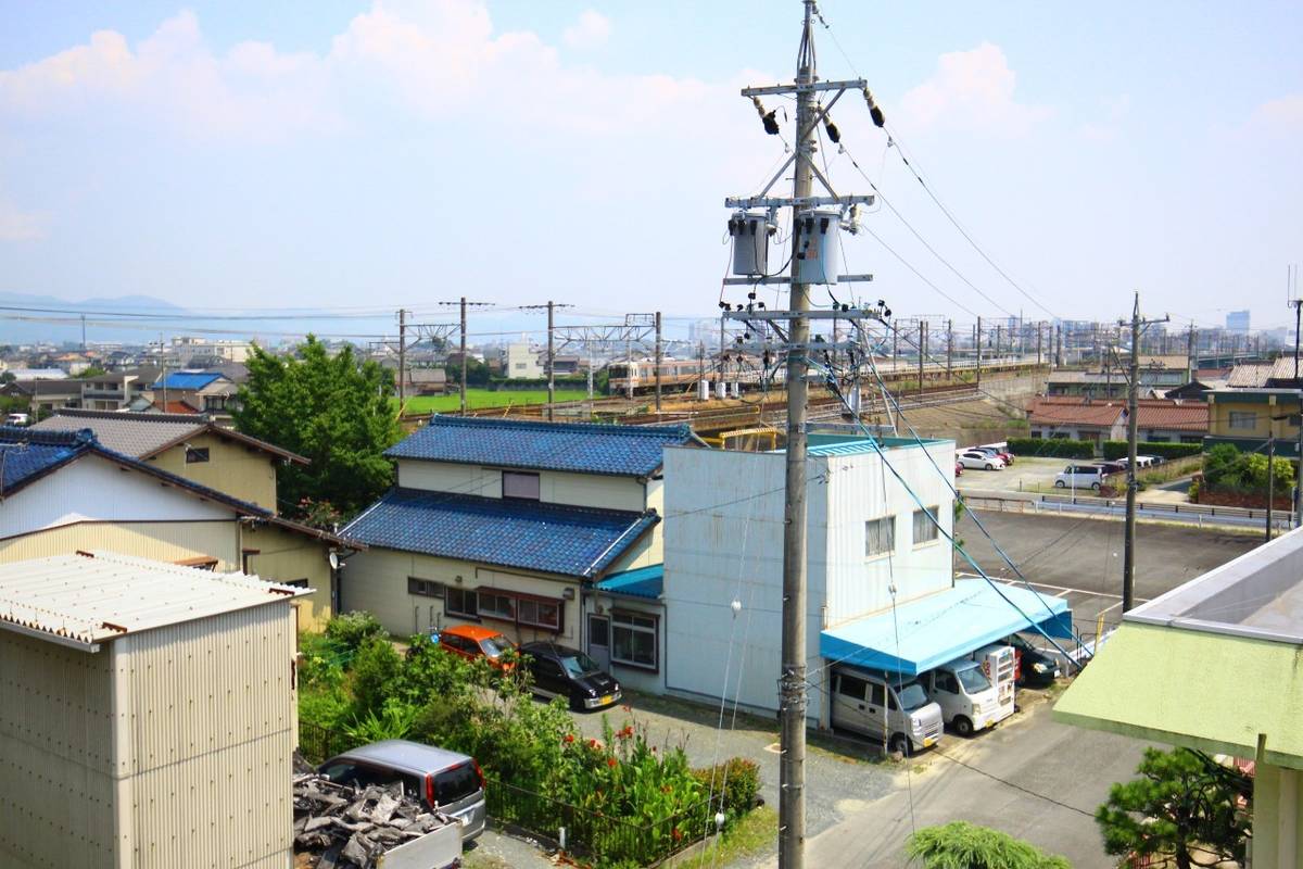 Tầm nhìn từ Village House Tsuda ở Toyohashi-shi