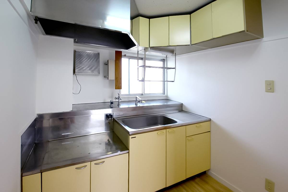 Khu vực bếp của Village House Tsuda ở Toyohashi-shi