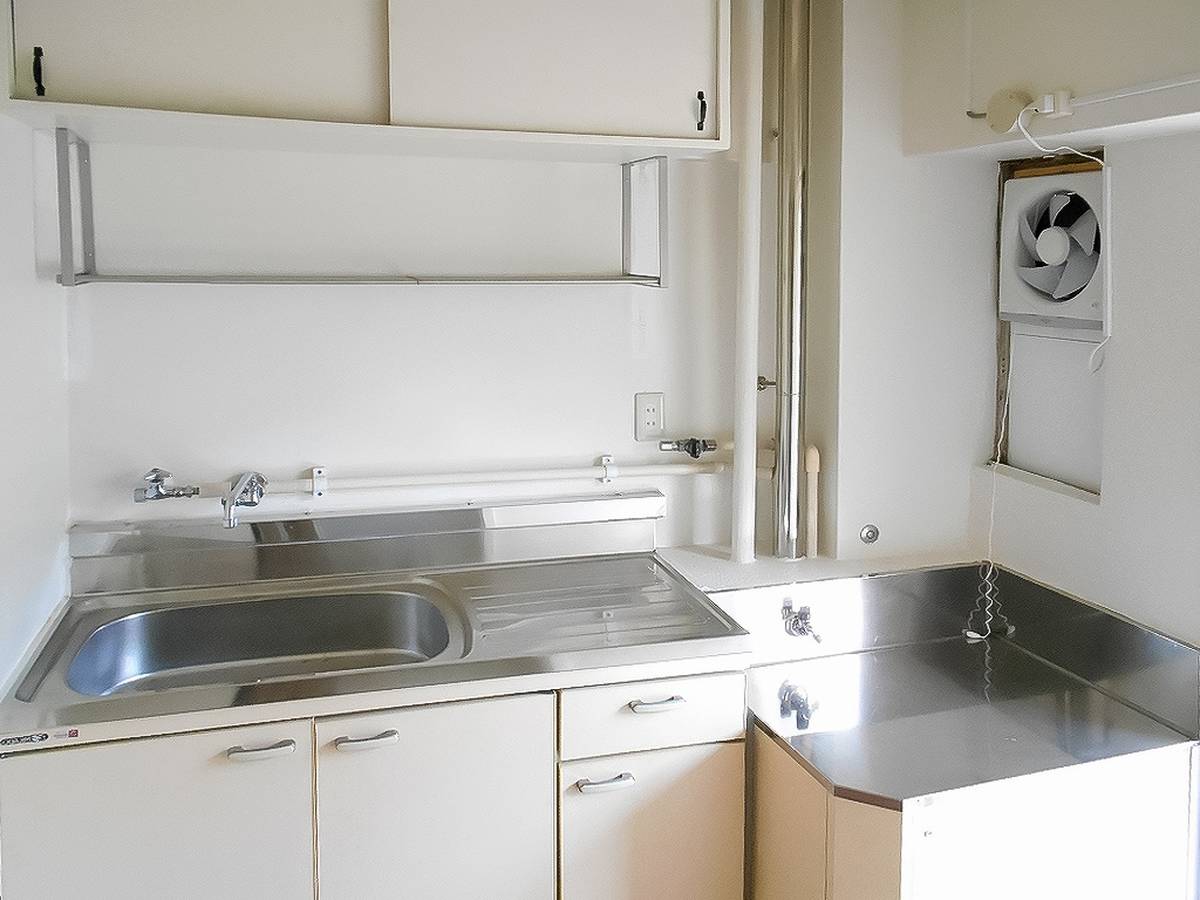 Dapur di Village House Ooguchi di Niwa-gun