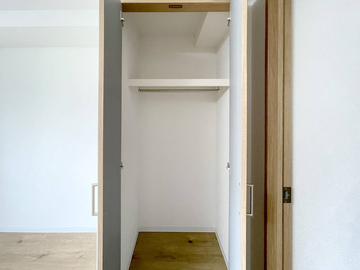 Gudang di Village House Jimei di Nishio-shi