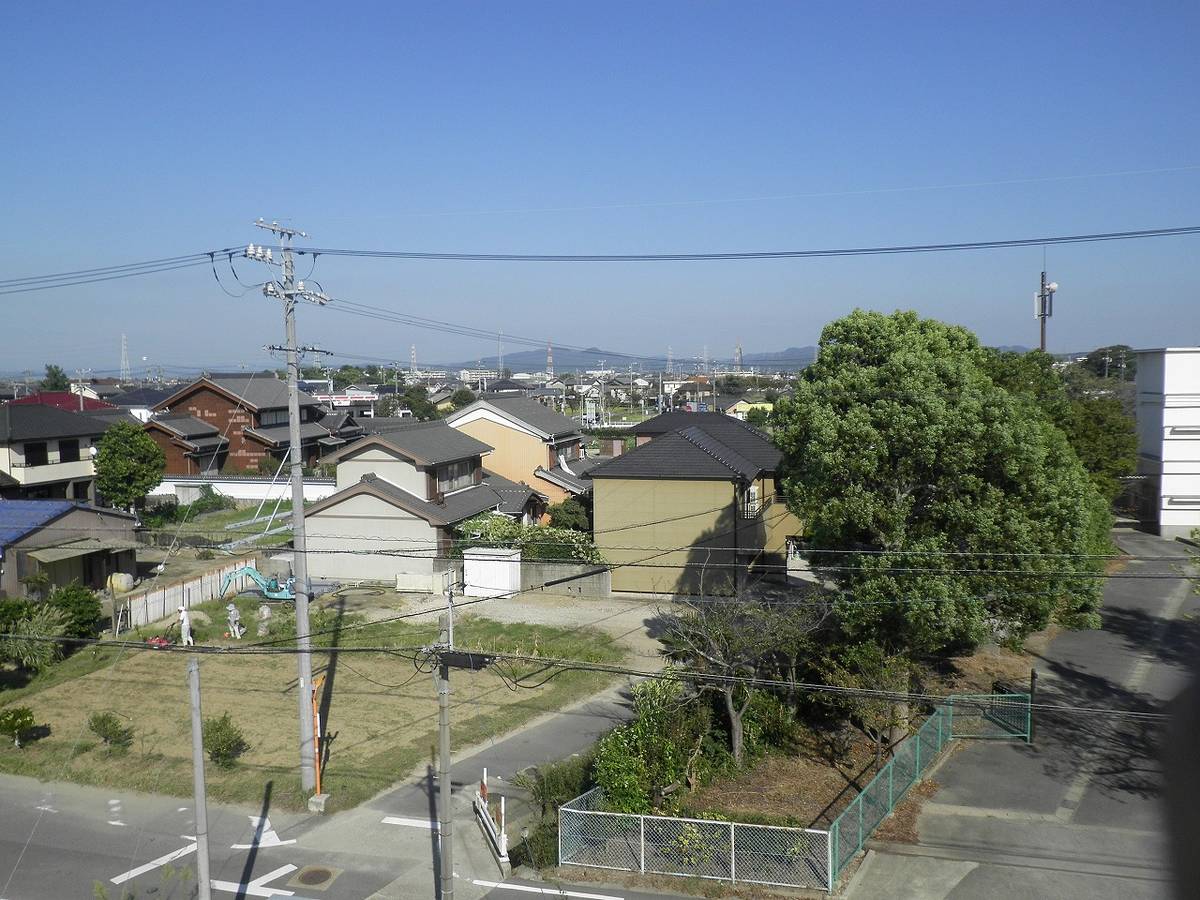 Tầm nhìn từ Village House Jimei ở Nishio-shi