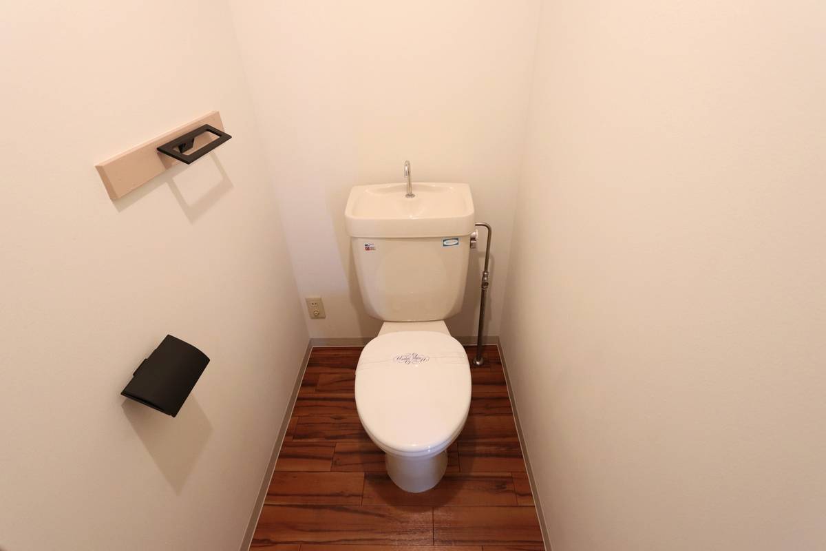 稲沢市ビレッジハウス増田のトイレ
