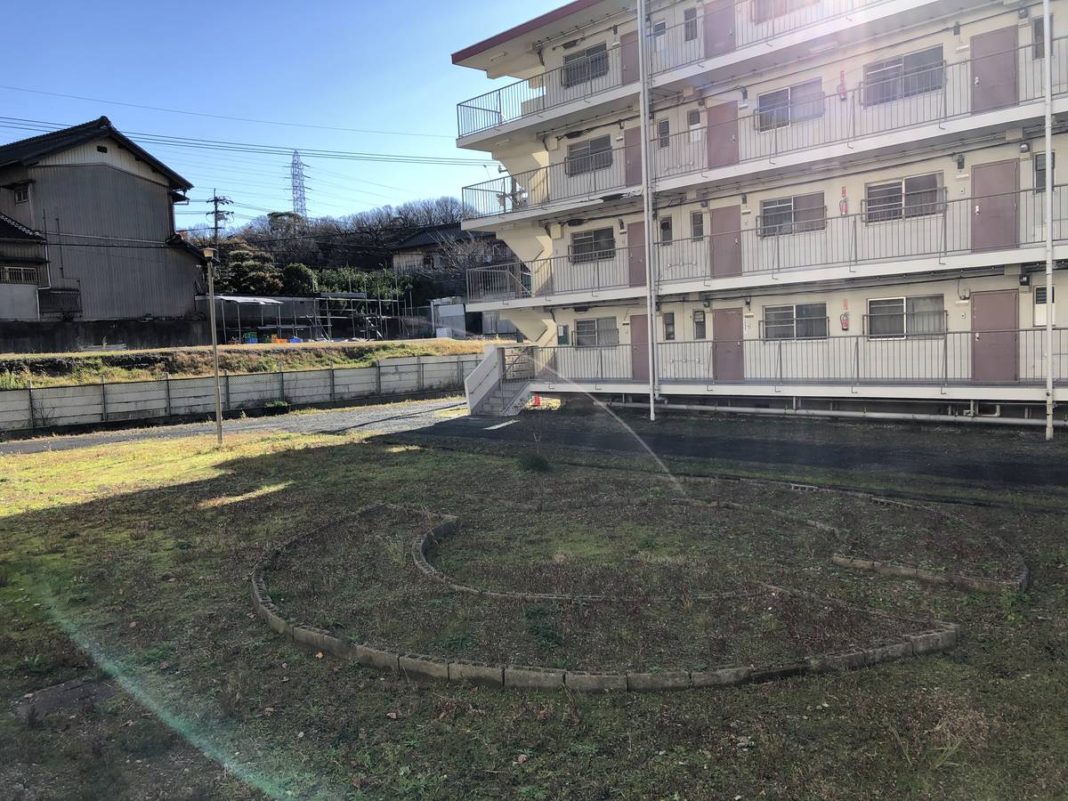 Tầm nhìn từ Village House Mukaiyama ở Tokai-shi