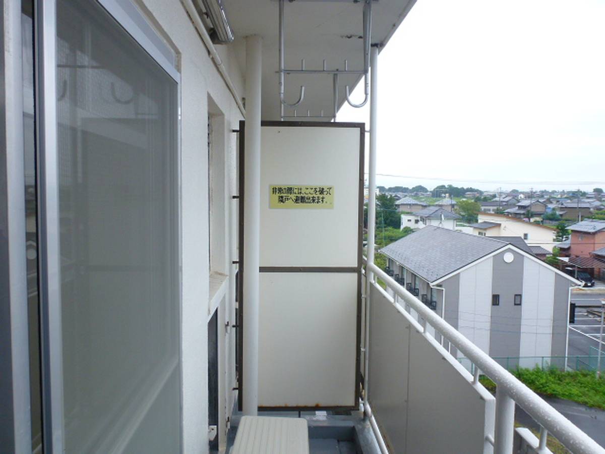 位于羽島市的Village House 羽島的阳台