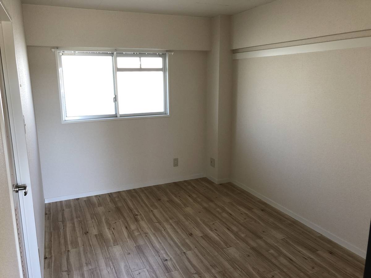 瀬戸市ビレッジハウス針原の居室