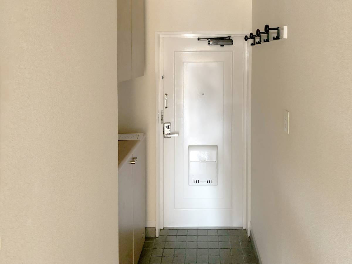 Apartment Entrance in Village House Kyougamine Tower in Toyota-shi
