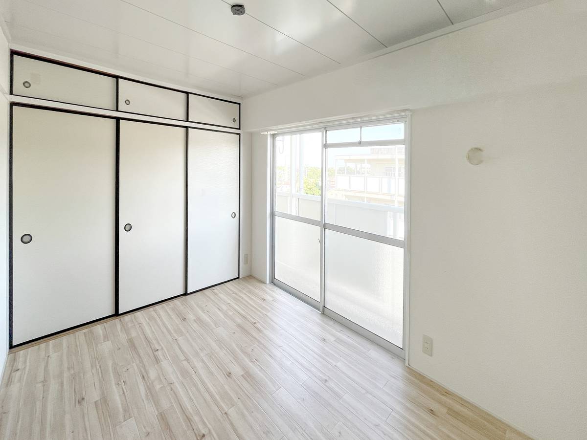 Ruang Tamu di Village House Kamezaki di Handa-shi