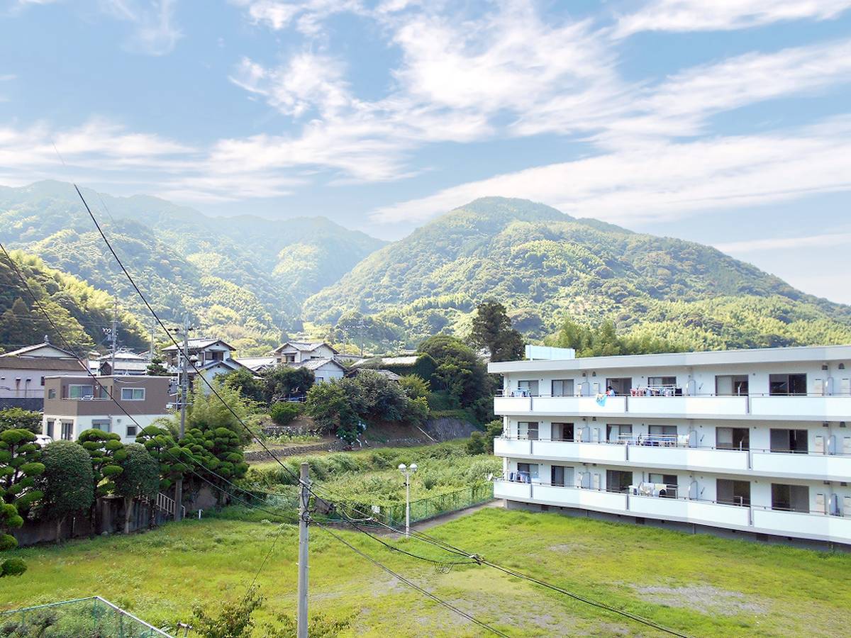 Tầm nhìn từ Village House Ojima ở Shimizu-ku