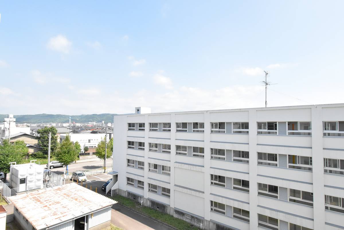 野々市市ビレッジハウス野々市の眺望