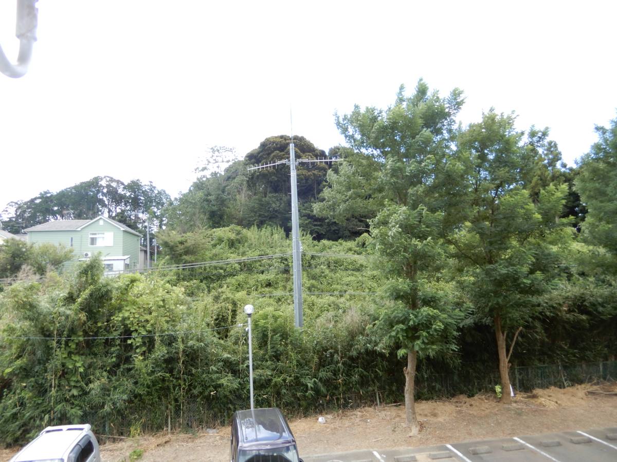 Tầm nhìn từ Village House Kosai ở Kosai-shi