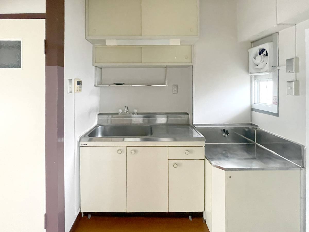 Kitchen in Village House Niki in Okazaki-shi