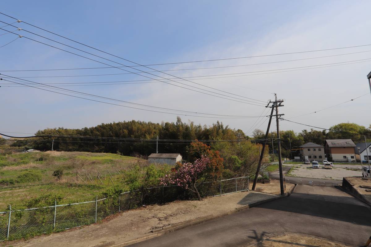 Tầm nhìn từ Village House Niki ở Okazaki-shi