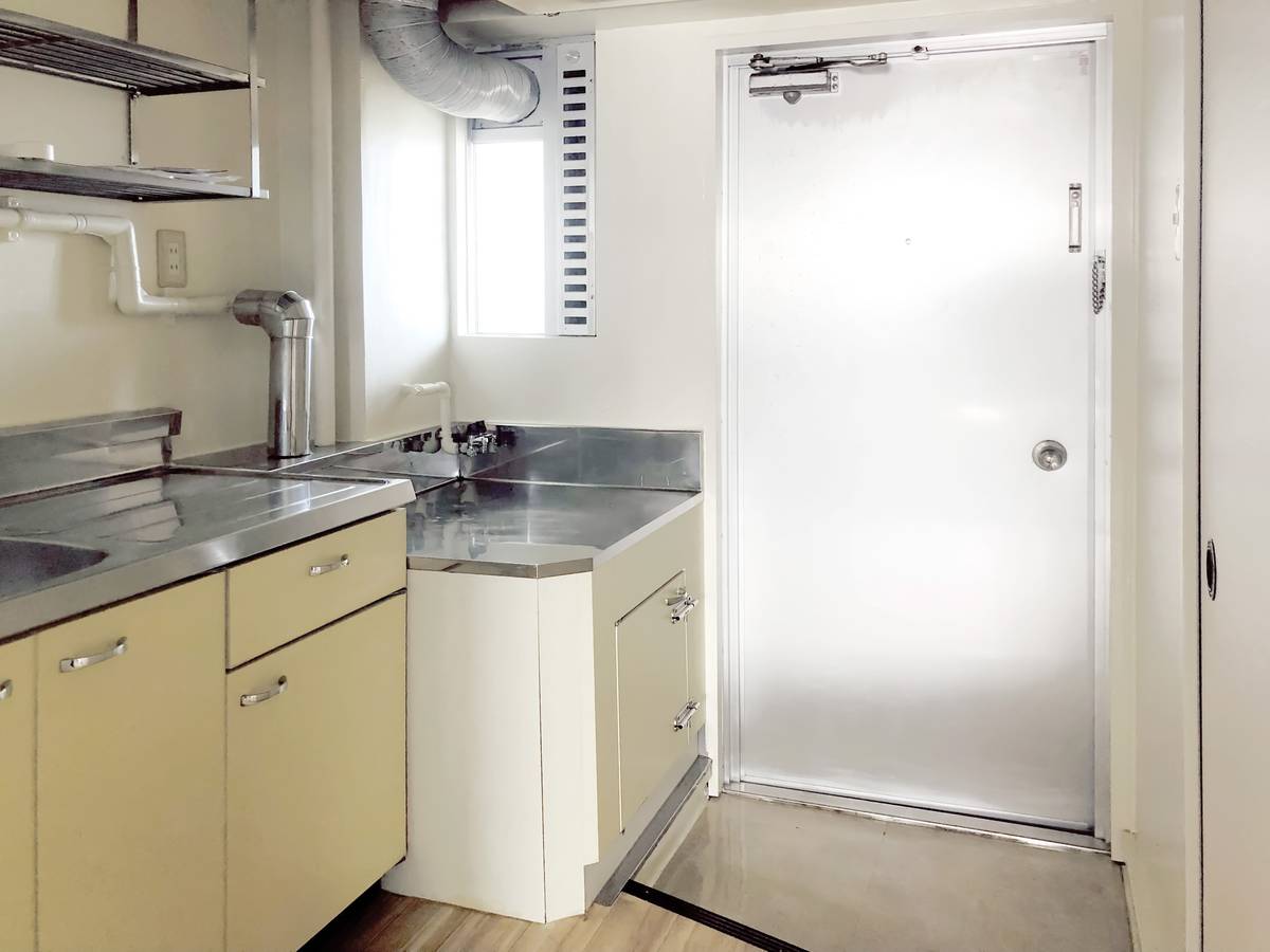 Khu vực cửa ra vào Village House Neagari ở Nomi-shi