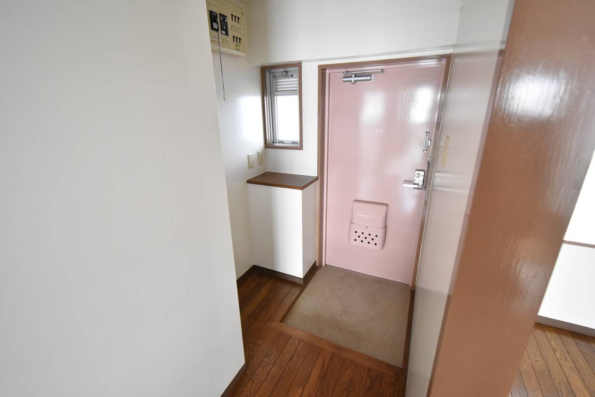 Apartment Entrance in Village House Arakawa in Toyama-shi