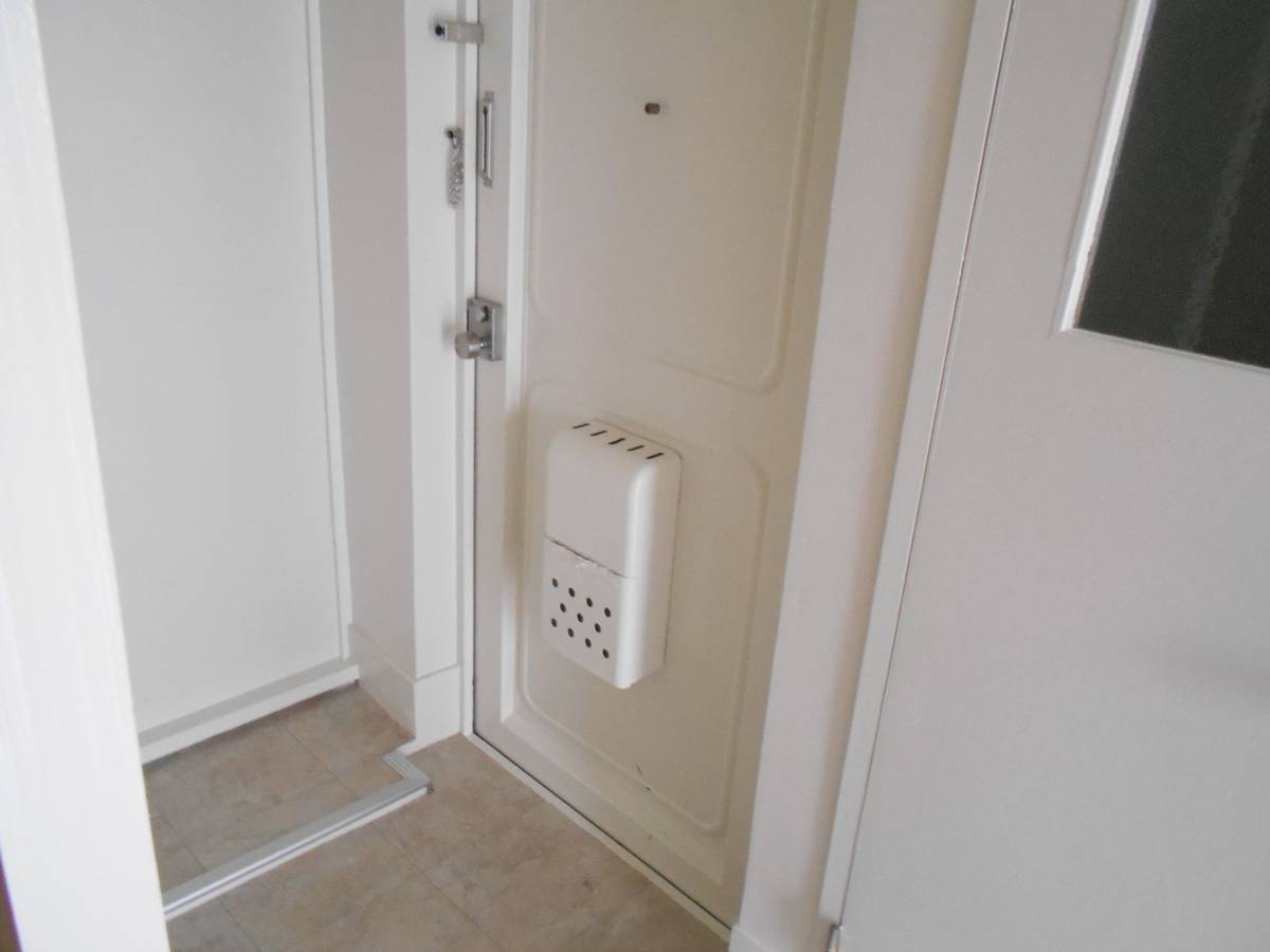 蒲郡市ビレッジハウス拾石の玄関