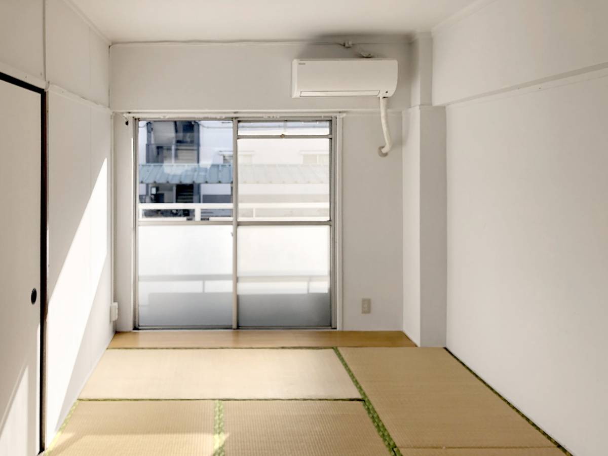 碧南市ビレッジハウス西端のリビング