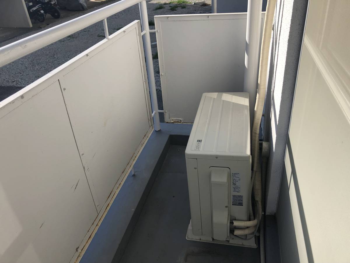 碧南市ビレッジハウス西端のバルコニー