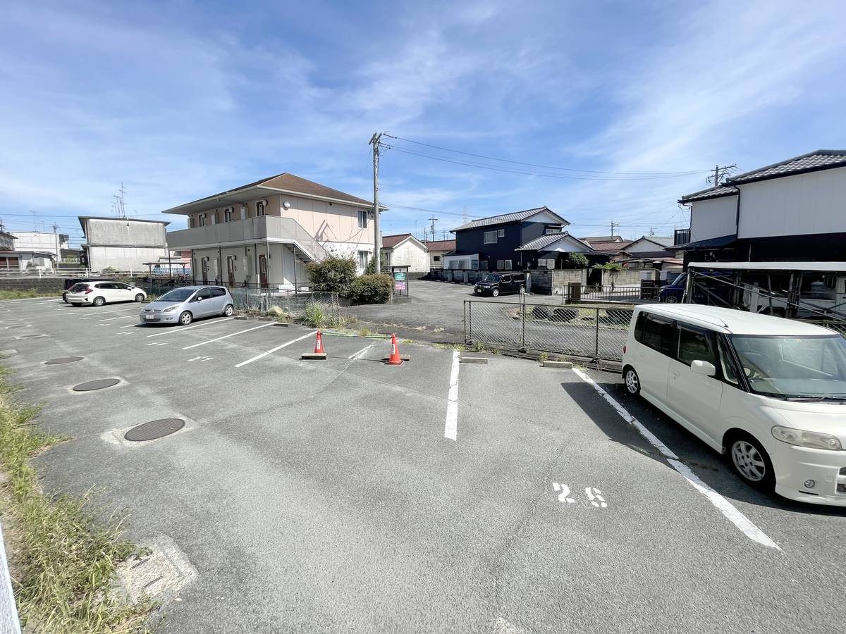 Tầm nhìn từ Village House Nanko ở Matsusaka-shi