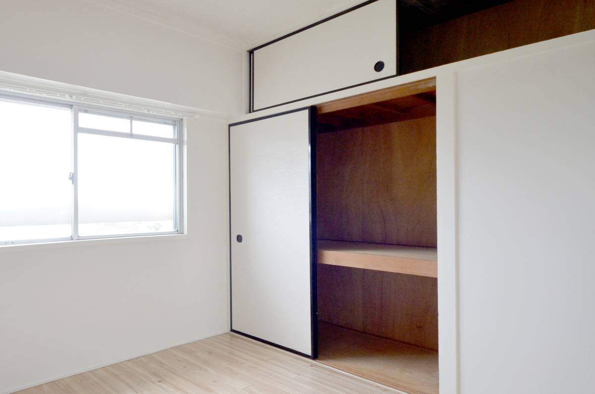 Khu vực chứa đồ của Village House Karumi ở Komatsu-shi