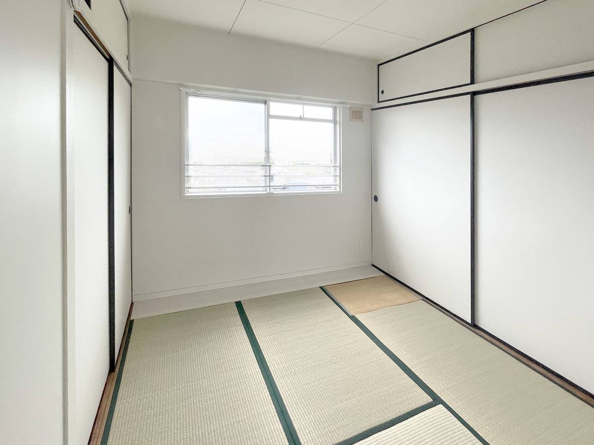 一宮市ビレッジハウス石宮の居室