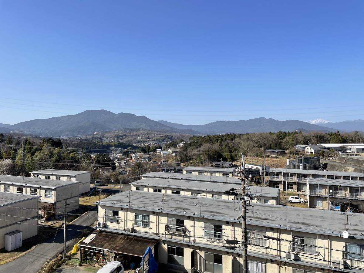 Pemandangan dari Village House Osashima di Ena-shi