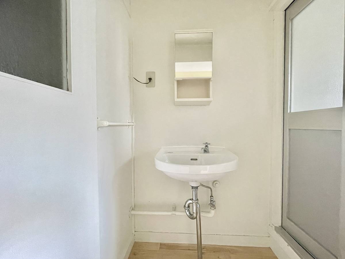 多治見市ビレッジハウス笠原の洗面所