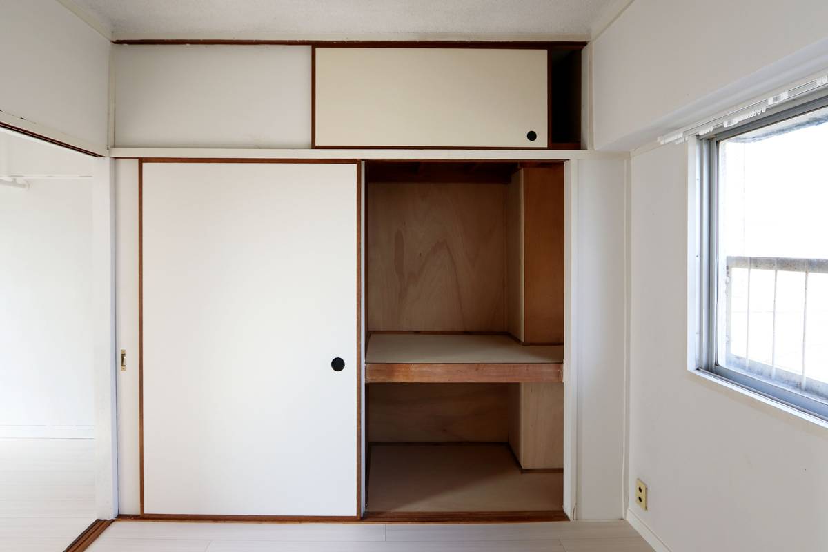 Storage Space in Village House Ikeda in Ibi-gun