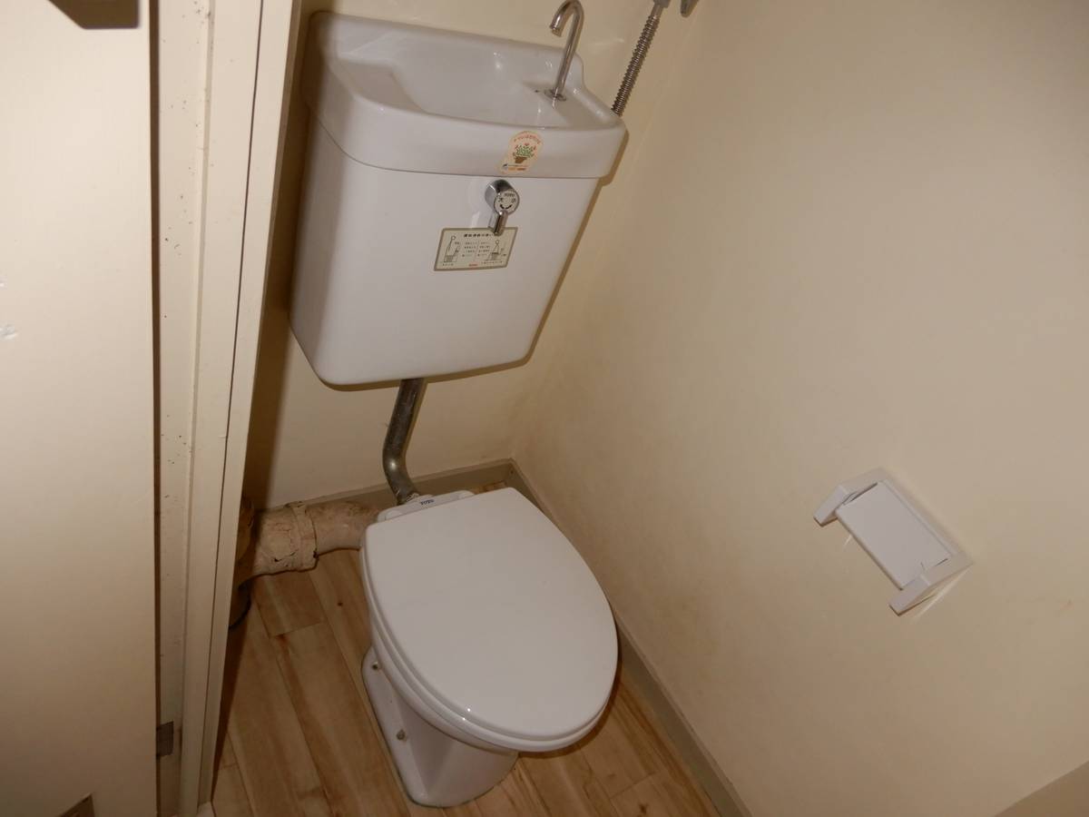 Toilet di Village House Uchino di Hamana-ku