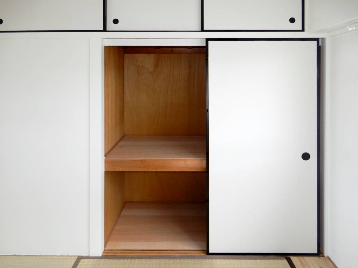 Khu vực chứa đồ của Village House Arashima ở Toba-shi