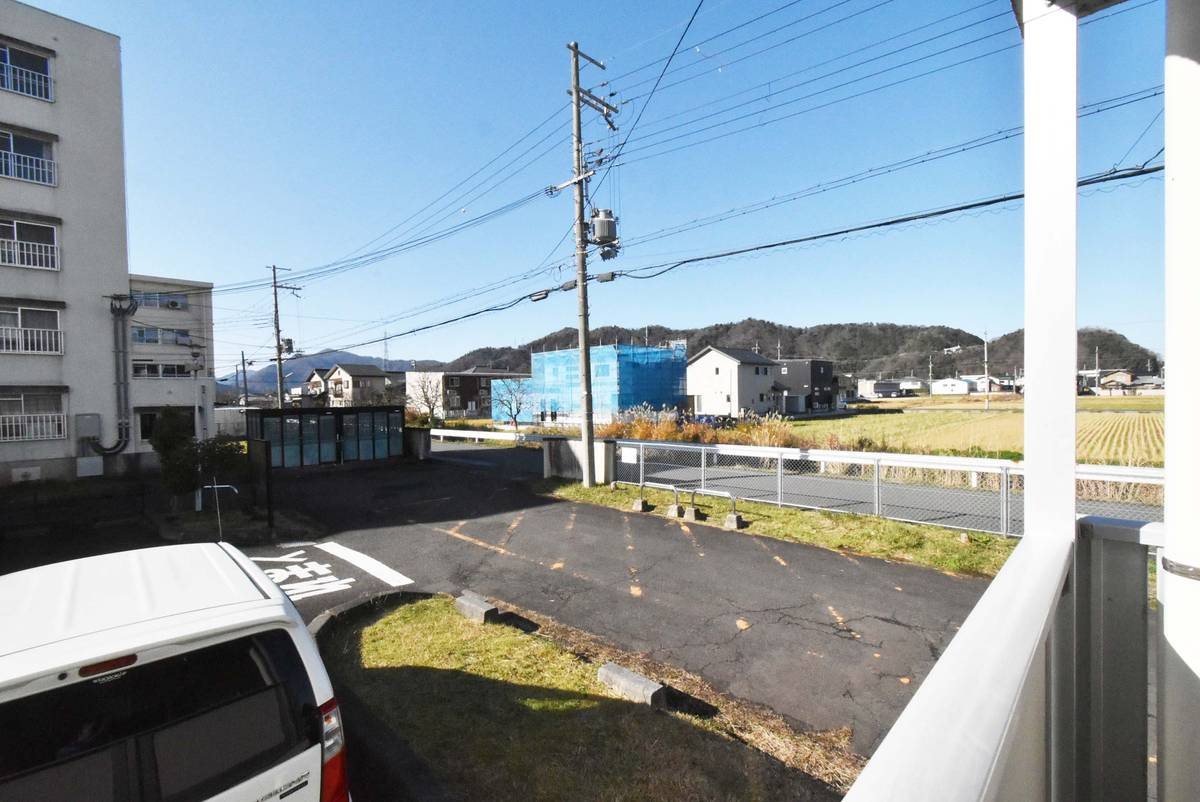 Tầm nhìn từ Village House Igomori ở Obama-shi