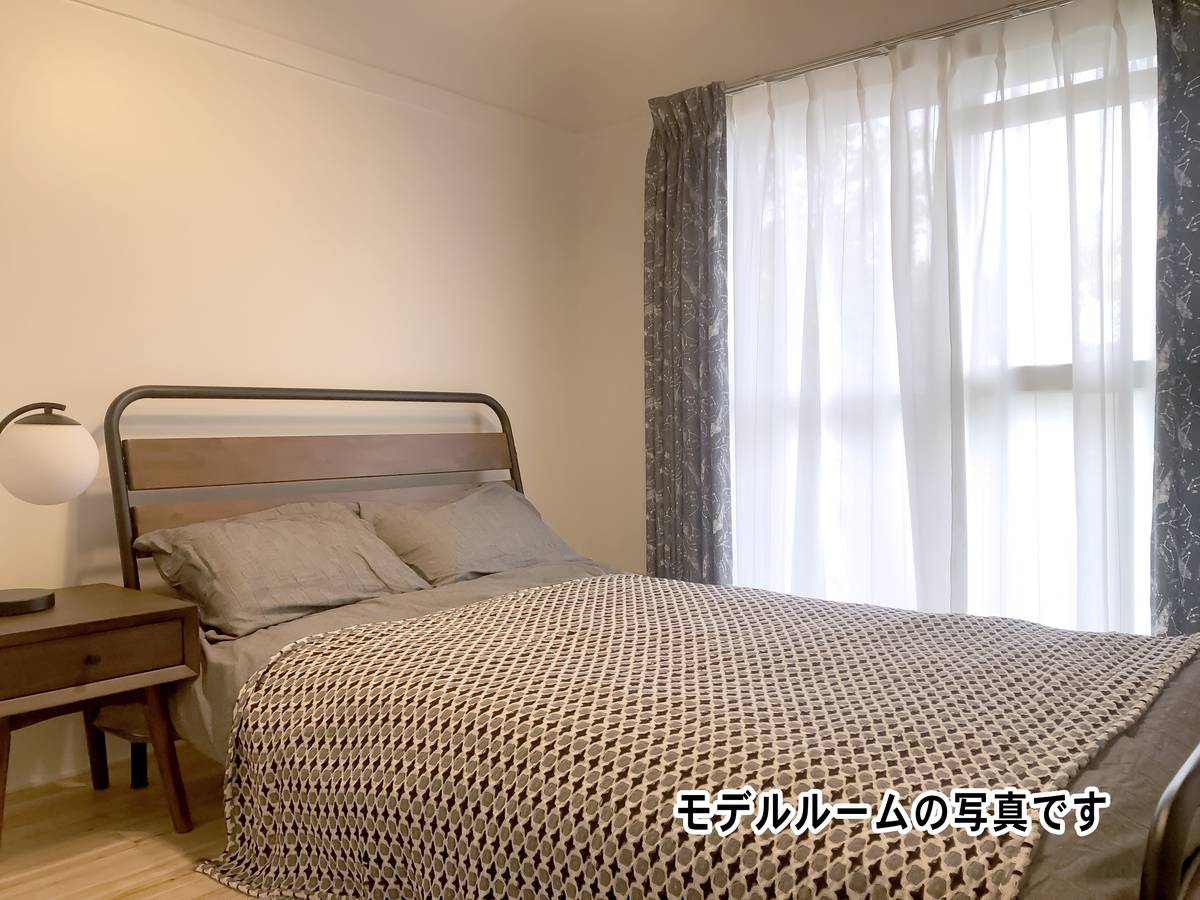 位于富山市的Village House 八尾的睡房