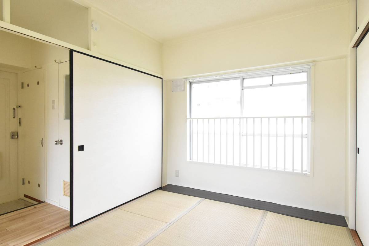 小矢部市ビレッジハウス津沢の居室