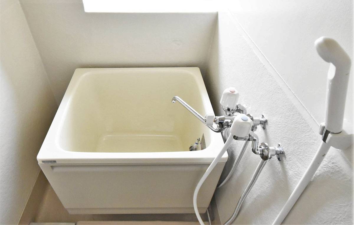 小矢部市ビレッジハウス津沢のバス