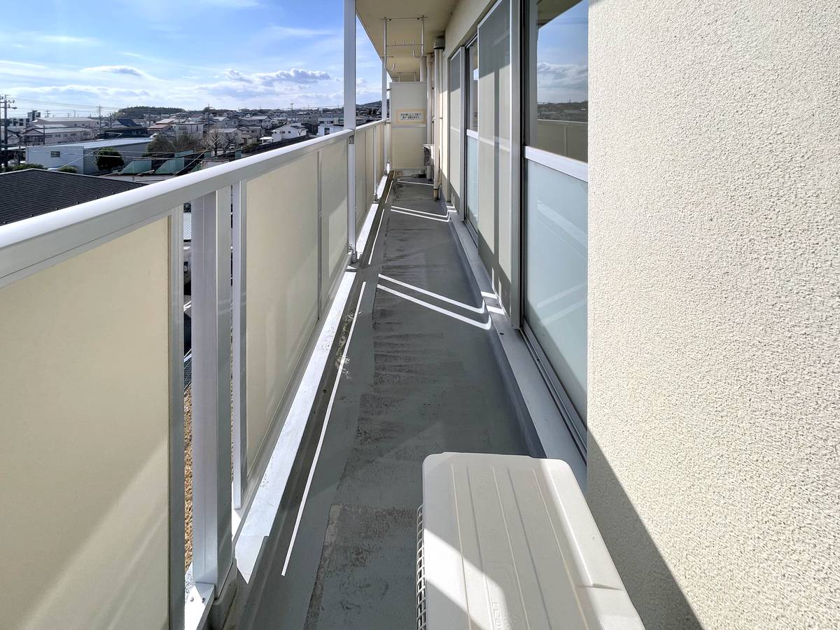 Balkon di Village House Higashi Kawara di Tenryu-ku