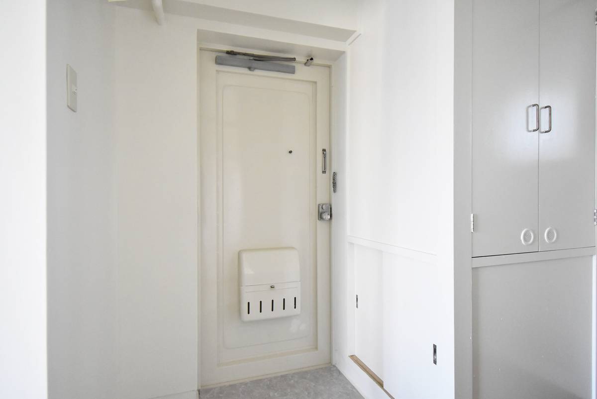 Toyama-shi ရှိ Village House Toyama Kita ၏ တိုက်ခန်းဝင်ပေါက်