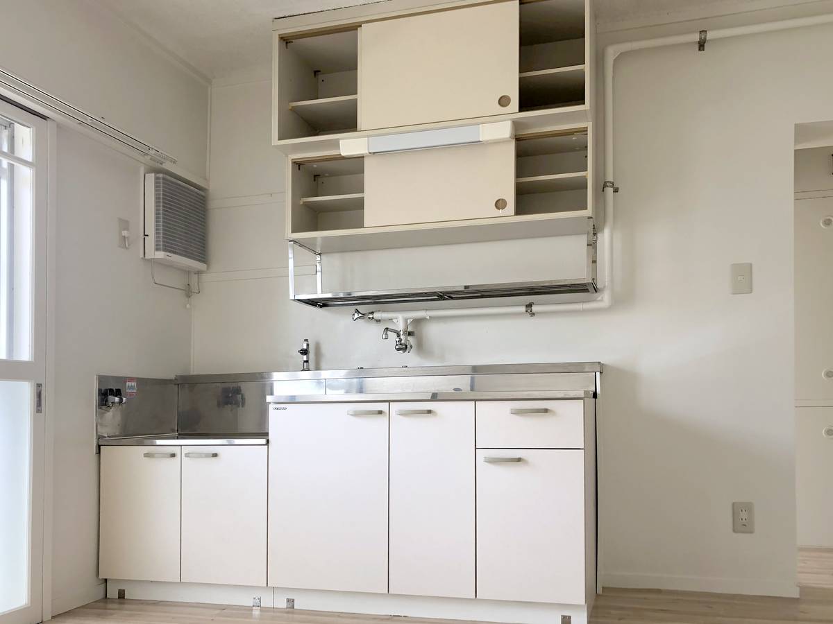 Khu vực bếp của Village House Toyama Kita ở Toyama-shi