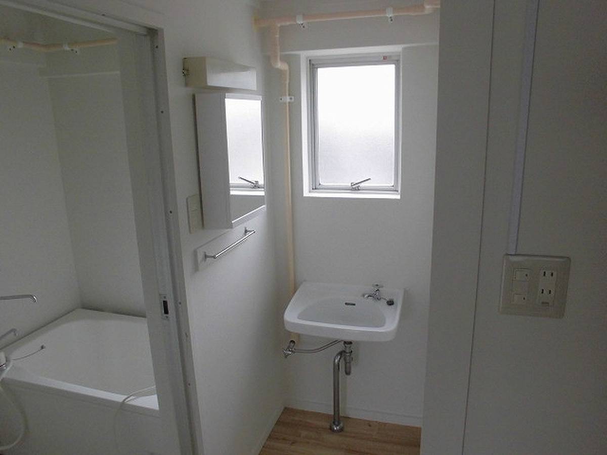 Lavabo de Village House Fujimidai em Fuji-shi