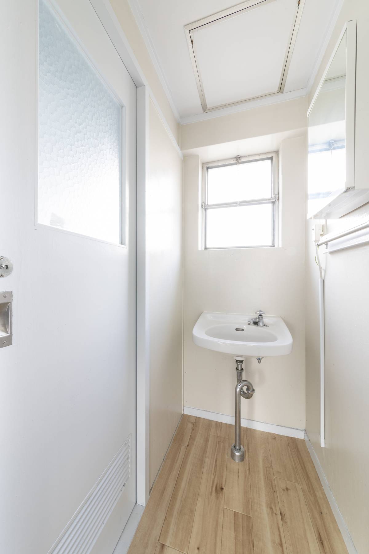 掛川市ビレッジハウス井崎の洗面所