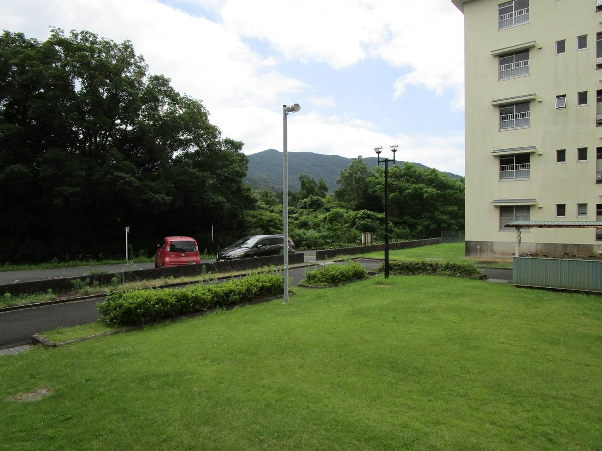 Tầm nhìn từ Village House Hagihira ở Shinshiro-shi
