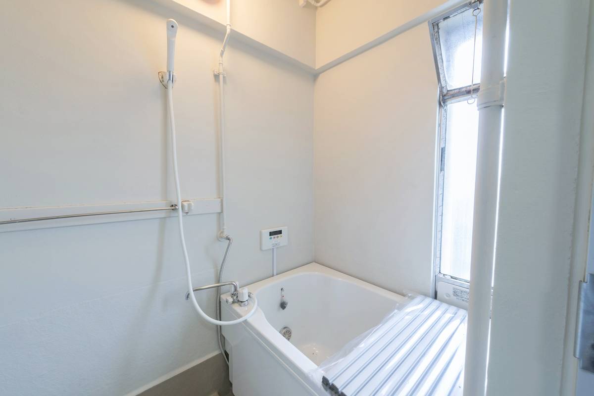 Uozu-shi मा Village House Shimonokata मा बाथरूम