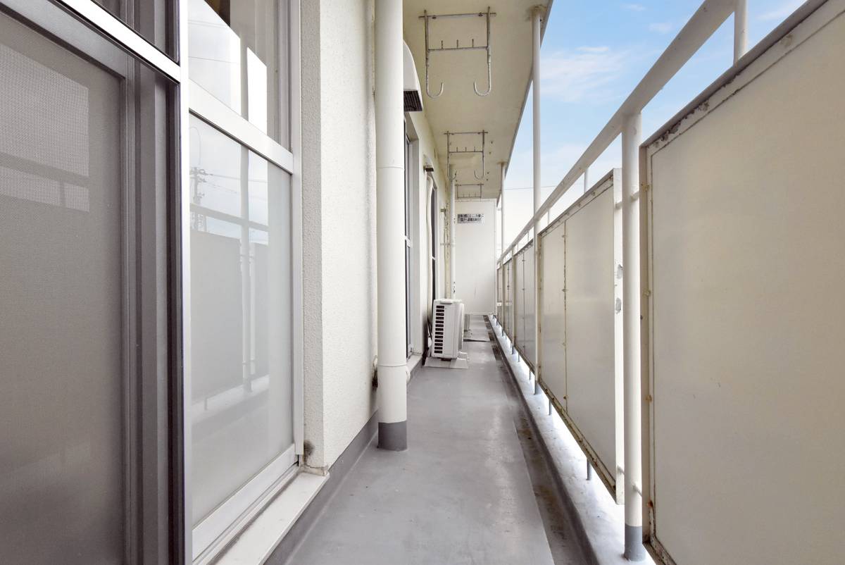 Uozu-shi ရှိ Village House Shimonokata ၏ ၀ရန်တာ