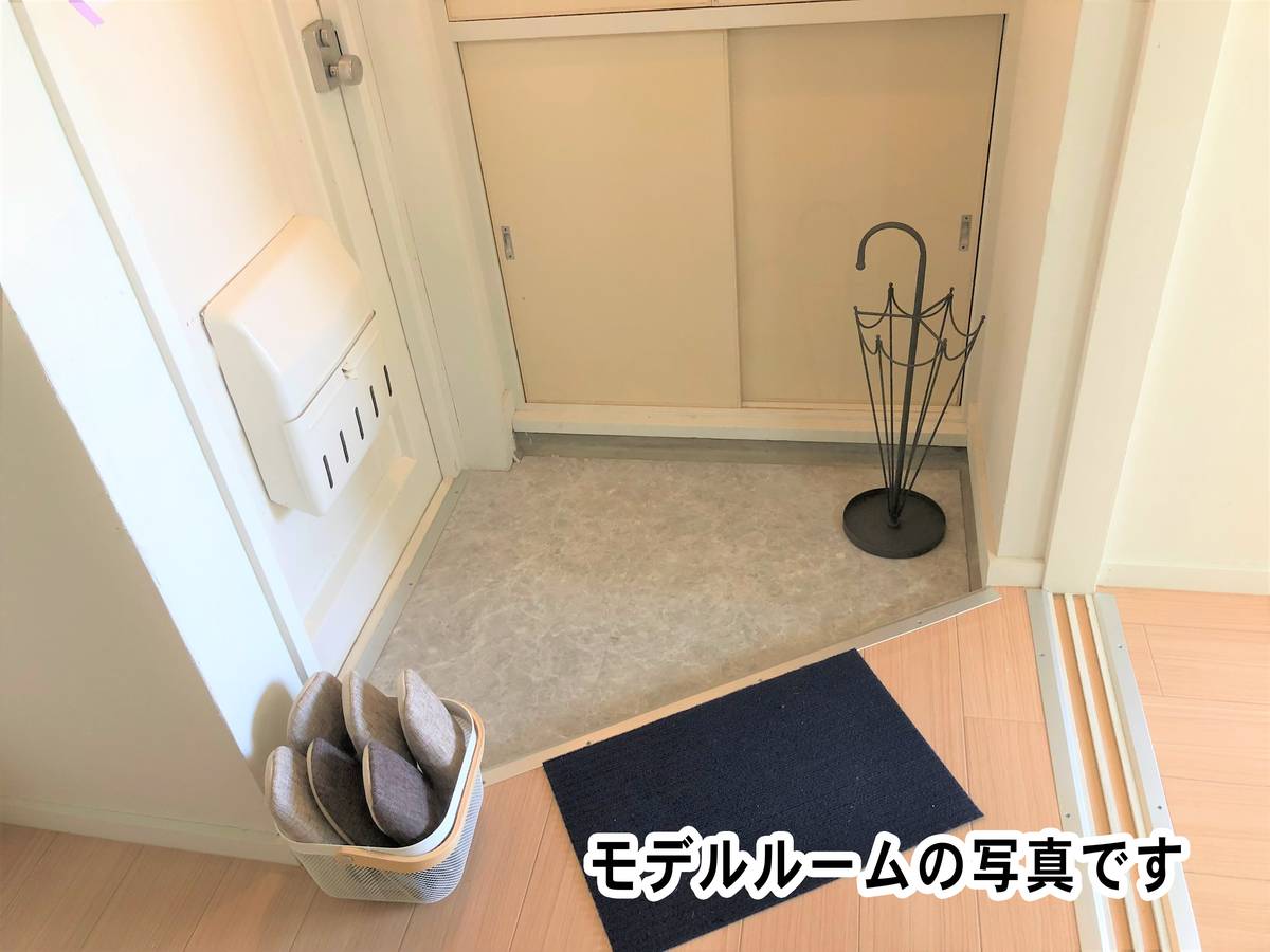 Apartment Entrance in Village House Osuga Dai 2 in Kakegawa-shi