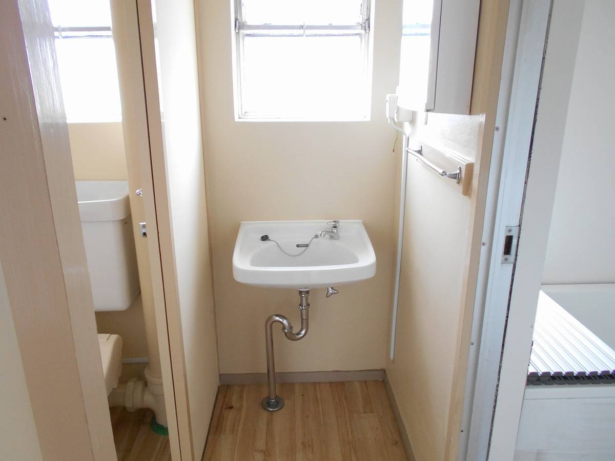 Tenryu-ku मा Village House Sanno मा पाउडर रूम