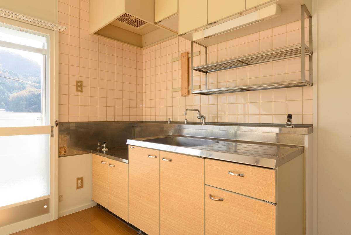 Dapur di Village House Washizu di Kosai-shi