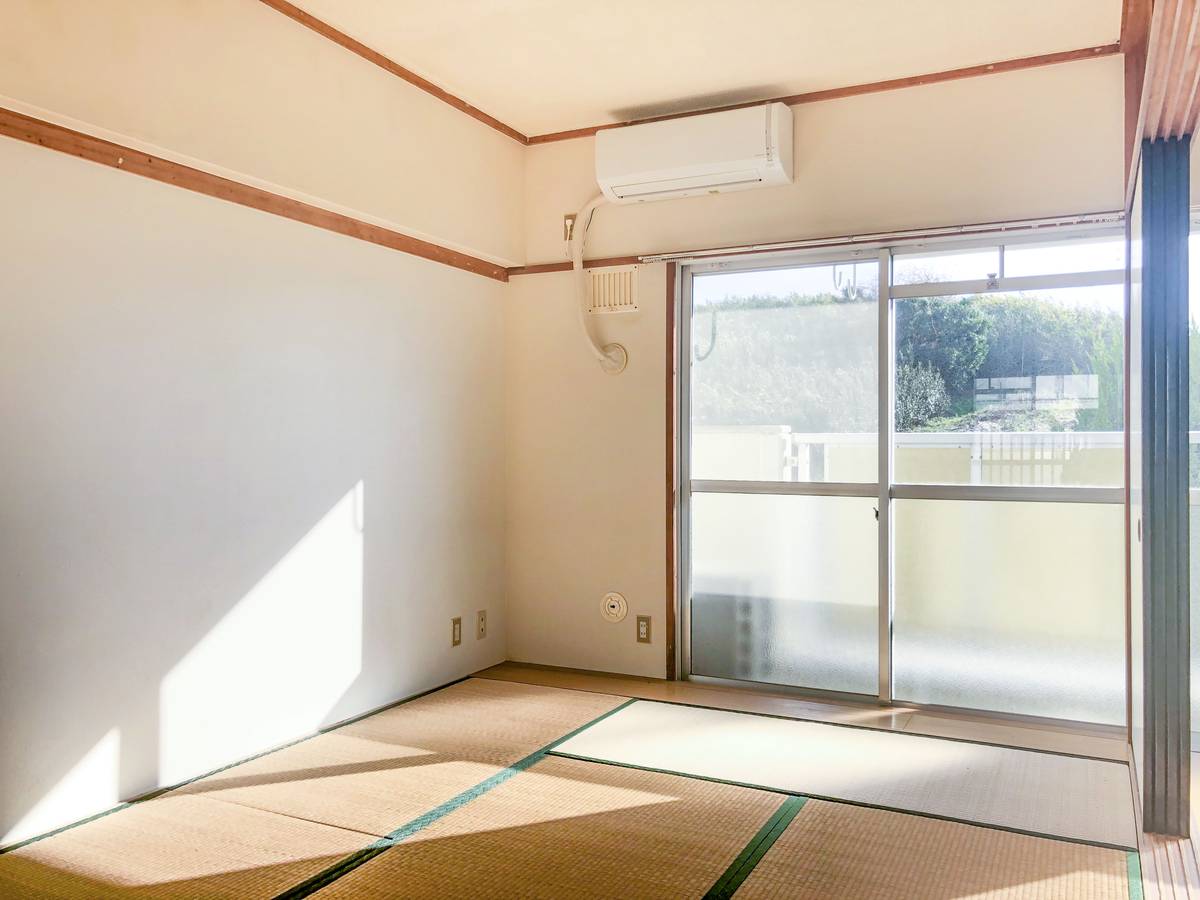 Living Room in Village House Yokochi in Kikugawa-shi