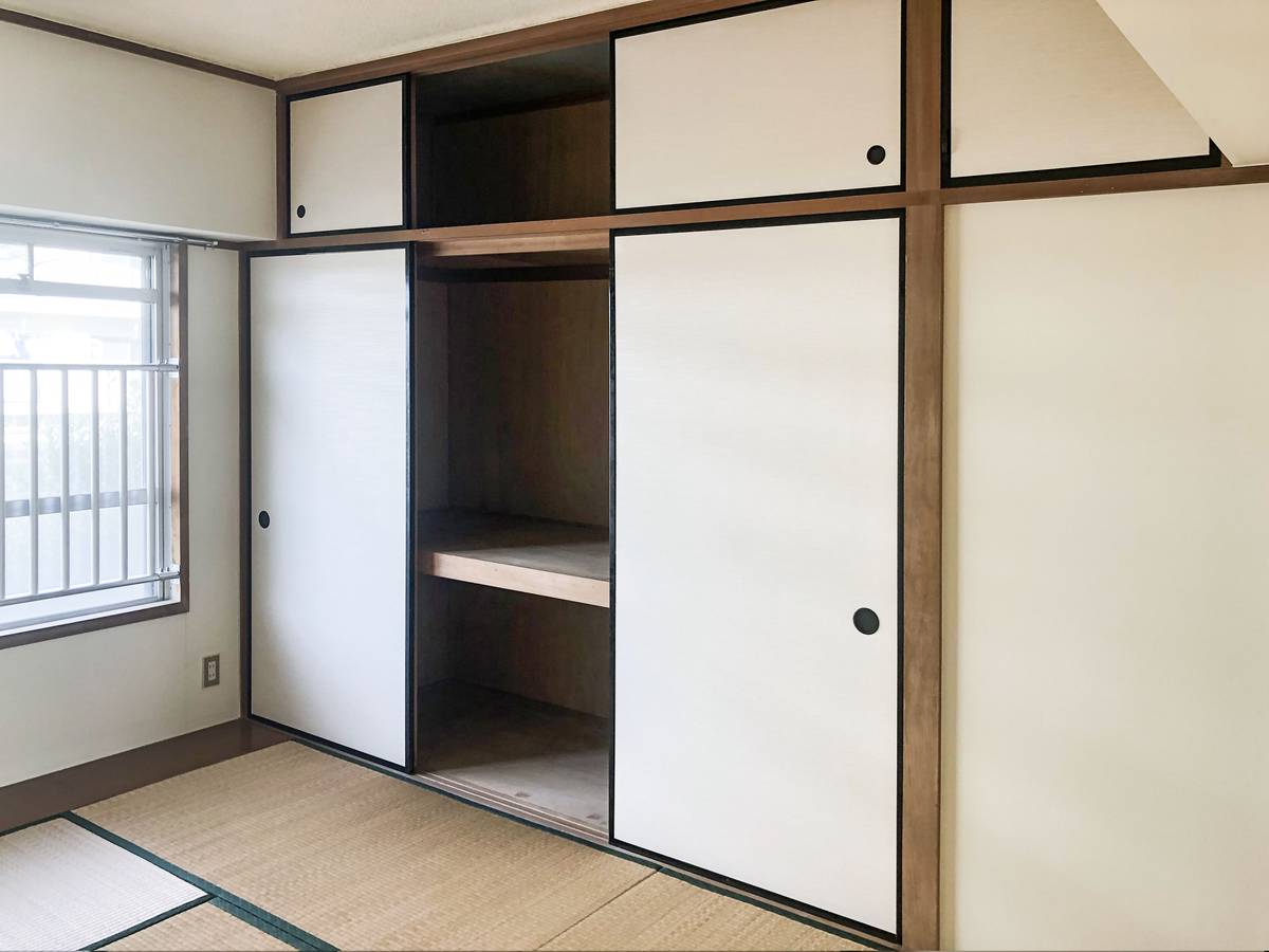 Kikugawa-shi ရှိ Village House Yokochi ၏ ပစ္စည်းထားရန်နေရာ